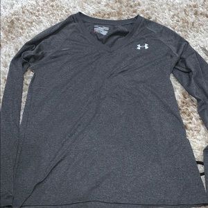 UNDER ARMOUR Long Sleeve!